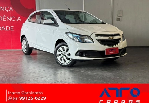 Chevrolet Onix 2013 Branco — foto 1 de 3