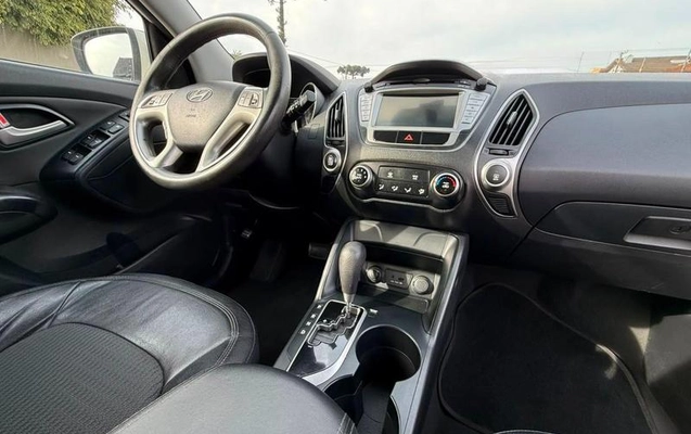 imagem-https://www.socarrao.com.br/sc-vehicle-images-prod/29665/1789664759087-7652762_2_B_f54d97d539.jpeg