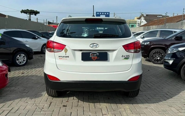 imagem-https://www.socarrao.com.br/sc-vehicle-images-prod/29665/1789664759100-7652762_9_B_1b8f3604de.jpeg