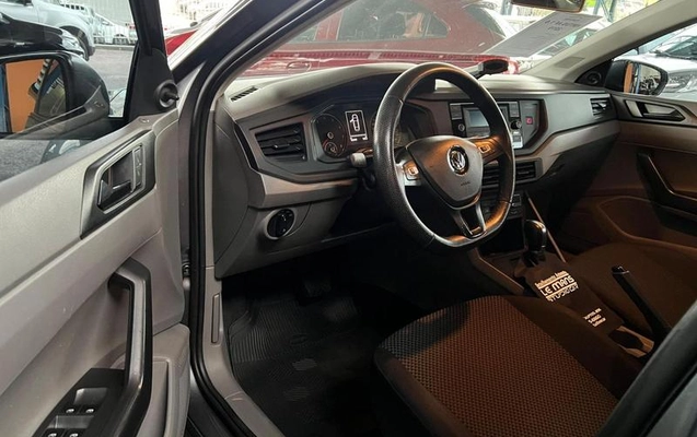 imagem-https://www.socarrao.com.br/sc-vehicle-images-prod/2966633/1788961098256-8289384_1_B_482b53b39d.jpeg