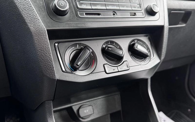 imagem-https://www.socarrao.com.br/sc-vehicle-images-prod/2966878/1786023498997-8319327_13_B_7841097cd9.jpeg