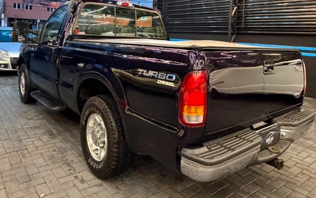 imagem-https://www.socarrao.com.br/sc-vehicle-images-prod/2966966/1785507187571-ZTUzOTliODUtMmVkNS00ZGRmLTk2MjctMTFiZDE3NzBhOTg1LmpwZWc.jpeg