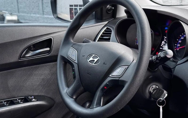 imagem-https://www.socarrao.com.br/sc-vehicle-images-prod/2967004/1786027221449-8313682_8_B_838b05f209.jpeg