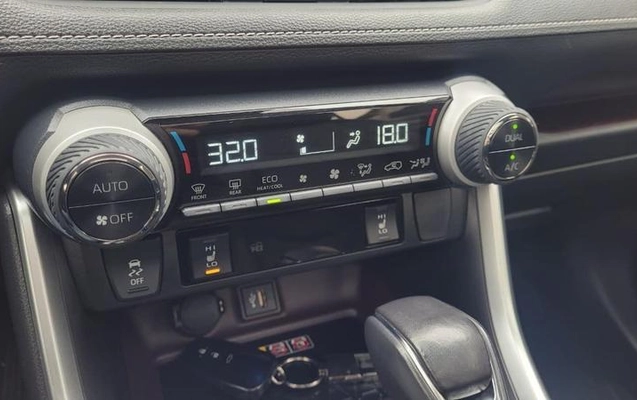 imagem-https://www.socarrao.com.br/sc-vehicle-images-prod/2967368/1786713027472-8335430_11_B_bb8b3e064c.jpeg