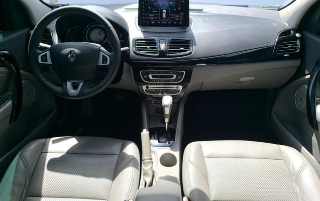 imagem-https://www.socarrao.com.br/sc-vehicle-images-prod/2967530/1786114880616-8333070_5_B_62ecea4562.jpg