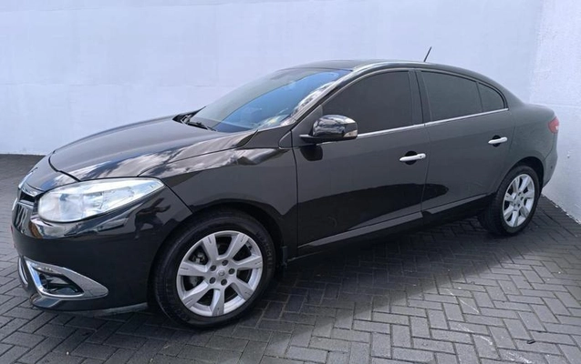imagem-https://www.socarrao.com.br/sc-vehicle-images-prod/2967530/1786114880618-8333070_12_B_9749e7fee5.jpg