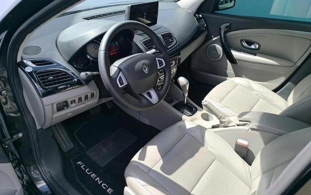 imagem-https://www.socarrao.com.br/sc-vehicle-images-prod/2967530/1786114880628-8333070_18_B_18e12a381e.jpg