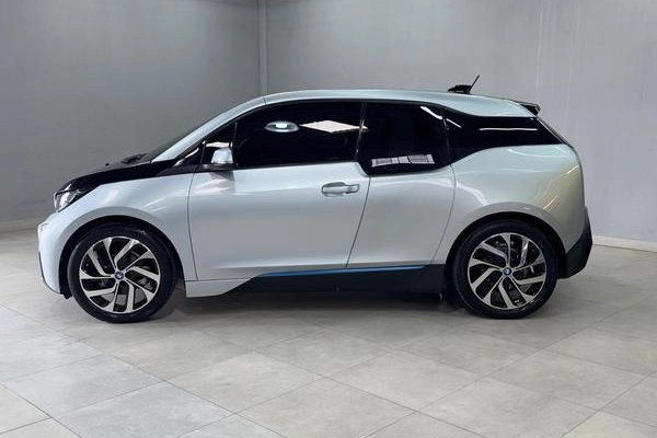 imagem-https://www.socarrao.com.br/sc-vehicle-images-prod/2967532/1791299898779-8331385_2_B_5bbd30ae15.jpeg