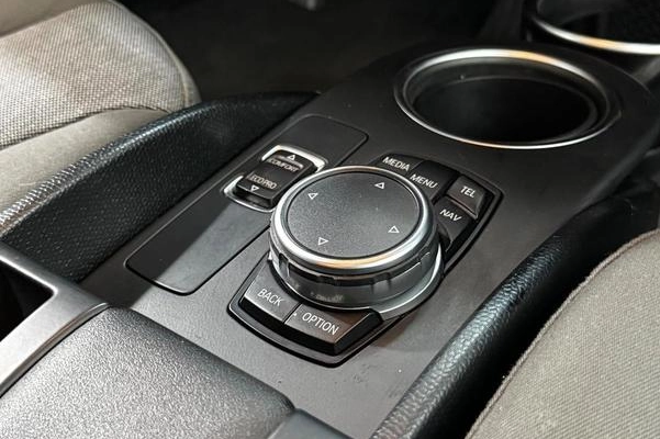 imagem-https://www.socarrao.com.br/sc-vehicle-images-prod/2967532/1791299898810-8331385_9_B_1a6b5019a6.jpeg