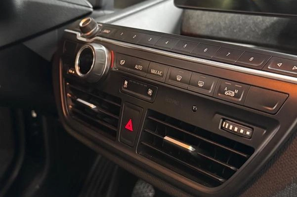 imagem-https://www.socarrao.com.br/sc-vehicle-images-prod/2967532/1791655147656-8331385_8_B_4003f13088.jpeg