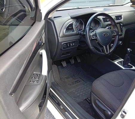 imagem-https://www.socarrao.com.br/sc-vehicle-images-prod/2967566/1786981359075-8311840_13_B_7280b0c8c5.jpeg