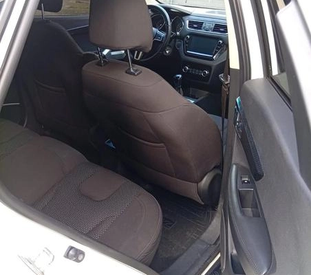 imagem-https://www.socarrao.com.br/sc-vehicle-images-prod/2967566/1786981359076-8311840_16_B_ed6ab2b3c5.jpeg