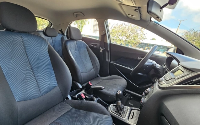 imagem-https://www.socarrao.com.br/sc-vehicle-images-prod/2967589/1785508604150-ehhcXaNbBA3FS8zpxpi2Z0vOfsSH7ShH.jpg