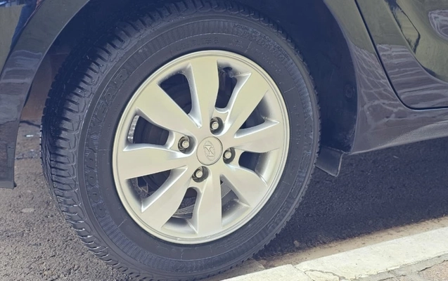 imagem-https://www.socarrao.com.br/sc-vehicle-images-prod/2967589/1785508604155-xU9NiBKCT7seVjXpyuTzUs1vL23ivSVR.jpg