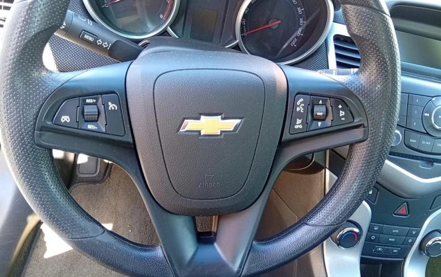 imagem-https://www.socarrao.com.br/sc-vehicle-images-prod/2967598/1785601476924-8295865_5_B_846e238ea9.jpeg
