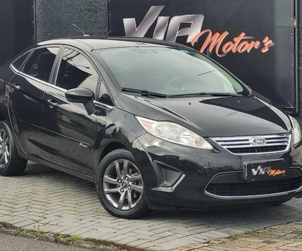 Ford Fiesta 2011 Preto — foto 1 de 3