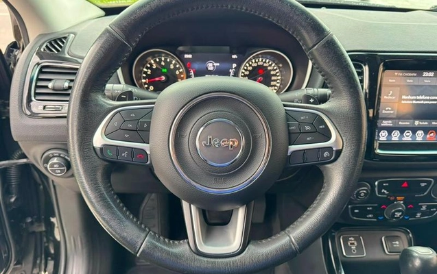 imagem-https://www.socarrao.com.br/sc-vehicle-images-prod/2968065/1789388477656-8325731_15_B_03d43d3a11.jpeg