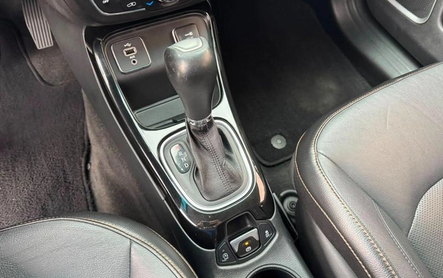 imagem-https://www.socarrao.com.br/sc-vehicle-images-prod/2968065/1789388477666-8325731_15_B_b7f72dfc64.jpeg