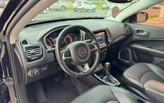 imagem-https://www.socarrao.com.br/sc-vehicle-images-prod/2968065/1789388477668-8325731_1_B_493bf9fbe9.jpeg