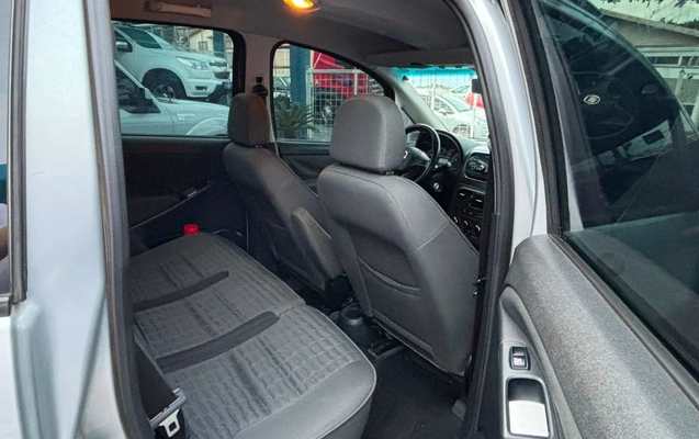 imagem-https://www.socarrao.com.br/sc-vehicle-images-prod/2968093/1789488350423-gb-2518c7e.jpeg