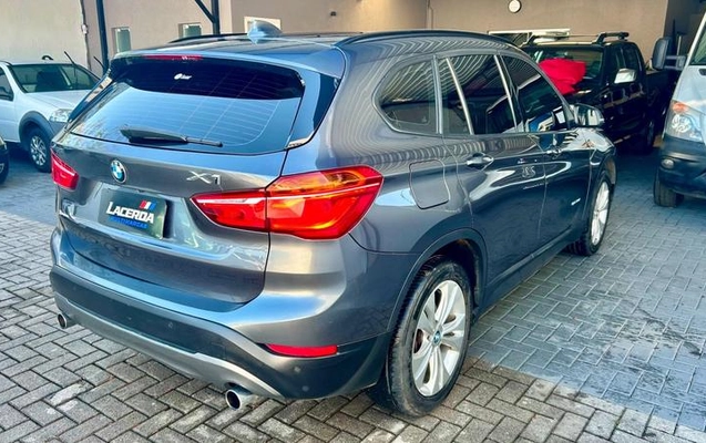 imagem-https://www.socarrao.com.br/sc-vehicle-images-prod/2968162/1787855391919-8335667_3_B_68012bd10c.jpeg