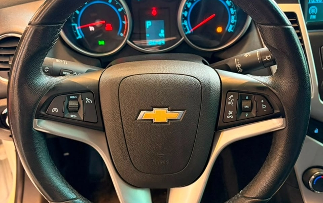 imagem-https://www.socarrao.com.br/sc-vehicle-images-prod/2968304/1785510524285-c7bcdcd9-54cd-4a73-ba85-255a0b11918f.jpg