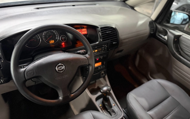 imagem-https://www.socarrao.com.br/sc-vehicle-images-prod/2968435/1785510861618-127e2f30-930d-467b-b40c-1a528fdc1e96.jpg