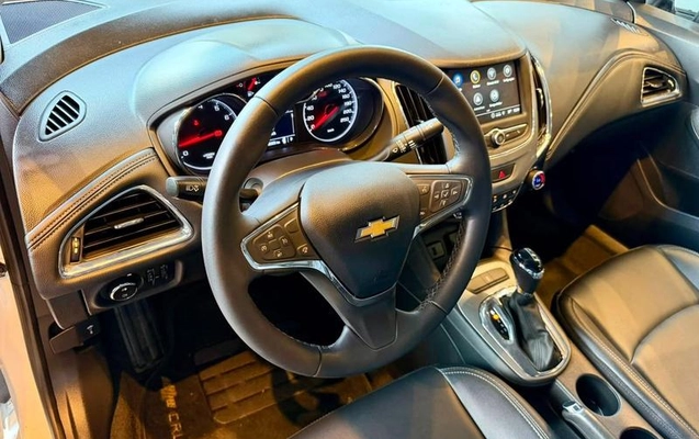 imagem-https://www.socarrao.com.br/sc-vehicle-images-prod/2969178/1791027340153-8335912_12_B_1e0f1a0430.jpeg