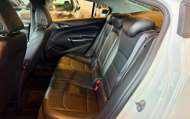 imagem-https://www.socarrao.com.br/sc-vehicle-images-prod/2969178/1791027340159-8335912_1_B_34e6f3cab3.jpeg