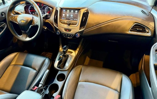 imagem-https://www.socarrao.com.br/sc-vehicle-images-prod/2969178/1791027340161-8335912_12_B_fc828b71bf.jpeg