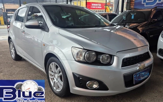 imagem-https://www.socarrao.com.br/sc-vehicle-images-prod/2969282/1785512984817-aWNvMi5qcGVn.jpeg
