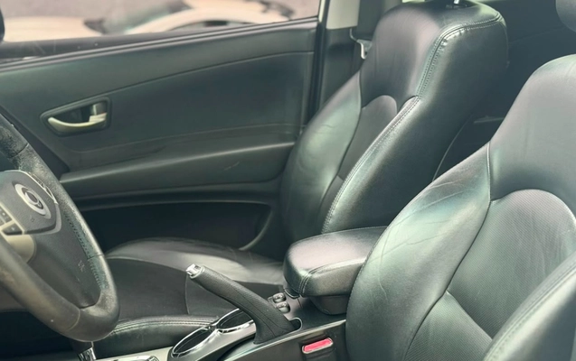 imagem-https://www.socarrao.com.br/sc-vehicle-images-prod/2970042/1785515294513-V2hhdHNBcHAgSW1hZ2UgMjAyNi0wNy0zMSBhdCAxMS4zOC4xOCAoMikuanBlZw.jpeg