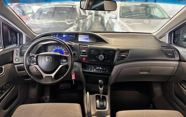 imagem-https://www.socarrao.com.br/sc-vehicle-images-prod/2970246/1788983402626-7992717_5_B_b1805d104f.jpeg