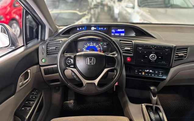 imagem-https://www.socarrao.com.br/sc-vehicle-images-prod/2970246/1788983402628-7992717_5_B_6d0497dec0.jpeg