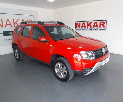 Renault Duster 2018 Vermelho — foto 1 de 3