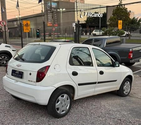 imagem-https://www.socarrao.com.br/sc-vehicle-images-prod/2971071/1788010053520-8328185_8_B_c60e7d9373.jpeg