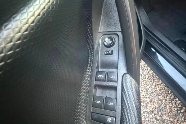 imagem-https://www.socarrao.com.br/sc-vehicle-images-prod/2971192/1788010328641-8322298_9_B_d0c5ed7f52.jpeg