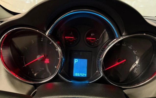 imagem-https://www.socarrao.com.br/sc-vehicle-images-prod/2971301/1789571190066-8335798_12_B_f499b8bea9.jpeg