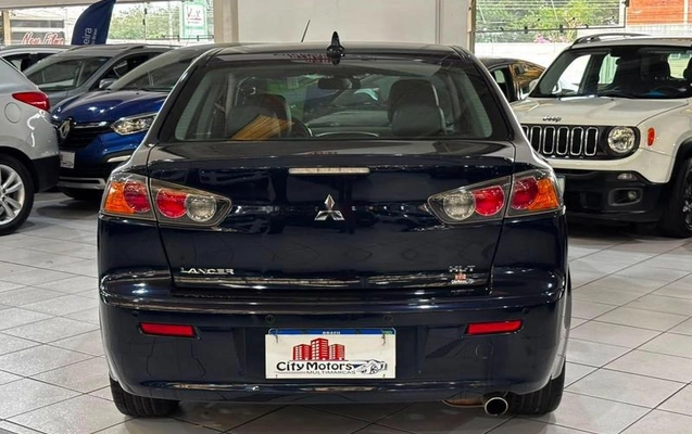 imagem-https://www.socarrao.com.br/sc-vehicle-images-prod/2971428/1787779983848-8336498_1_B_19ac912cff.jpeg