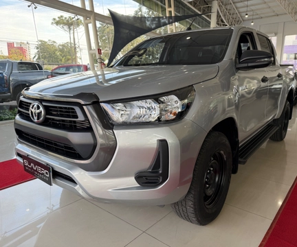 Toyota Hilux 2025 Prata — foto 1 de 3