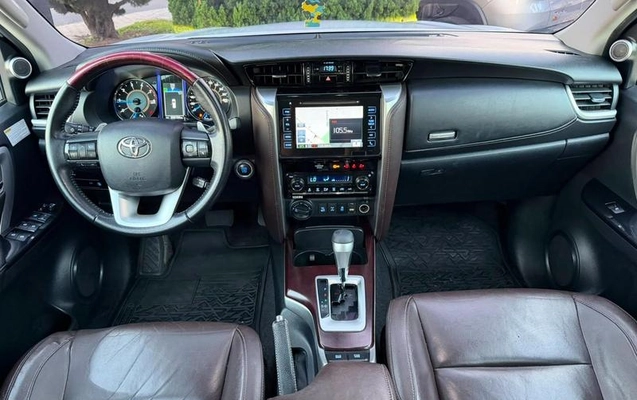 imagem-https://www.socarrao.com.br/sc-vehicle-images-prod/2971718/1789234950969-8336449_3_B_22c49fad6c.jpeg