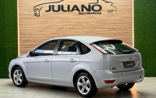 imagem-https://www.socarrao.com.br/sc-vehicle-images-prod/2972048/1787922283070-F96VTMd5tn5mZ7xLfLGmAgrPzlP0b2dQ.jpg