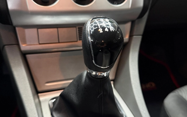 imagem-https://www.socarrao.com.br/sc-vehicle-images-prod/2972048/1787922283078-z2pCSCwzOVdA9IA41VZTR1F79YBFRTu0.jpg