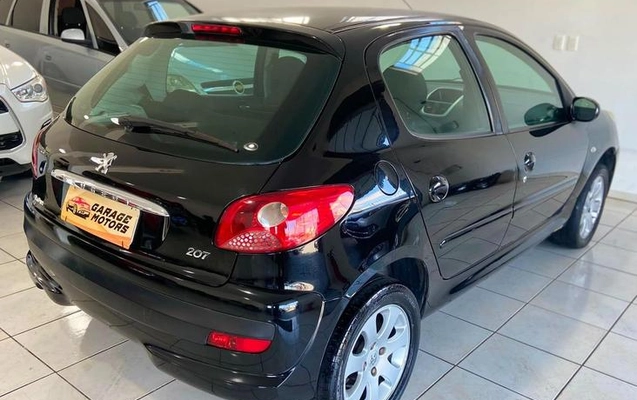 imagem-https://www.socarrao.com.br/sc-vehicle-images-prod/2972244/1789066579705-8331382_12_B_248a6e1dfb.jpeg