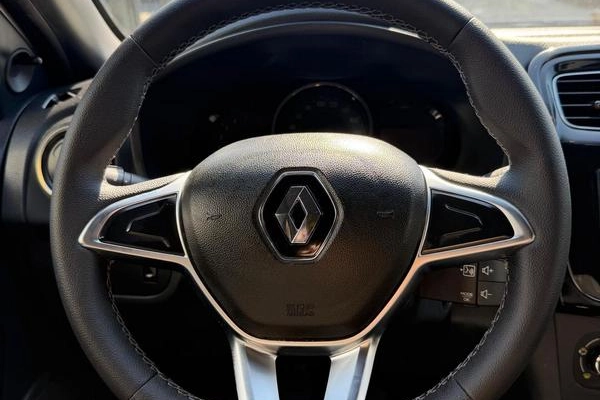 imagem-https://www.socarrao.com.br/sc-vehicle-images-prod/2972459/1786103162816-8336878_5_B_c1eacee3ae.jpeg