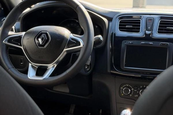 imagem-https://www.socarrao.com.br/sc-vehicle-images-prod/2972459/1786103162818-8336878_0_B_326e4557f2.jpeg