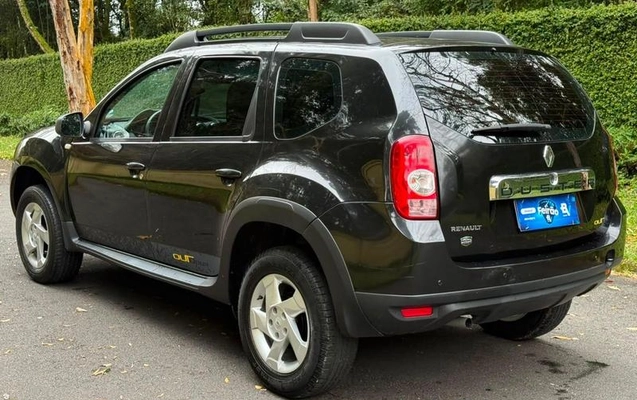 imagem-https://www.socarrao.com.br/sc-vehicle-images-prod/2972637/1786567615654-8227111_3_B_9448c60b65.jpeg