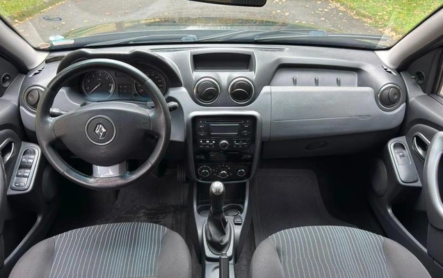 imagem-https://www.socarrao.com.br/sc-vehicle-images-prod/2972637/1786567615656-8227111_12_B_8b1800c611.jpeg