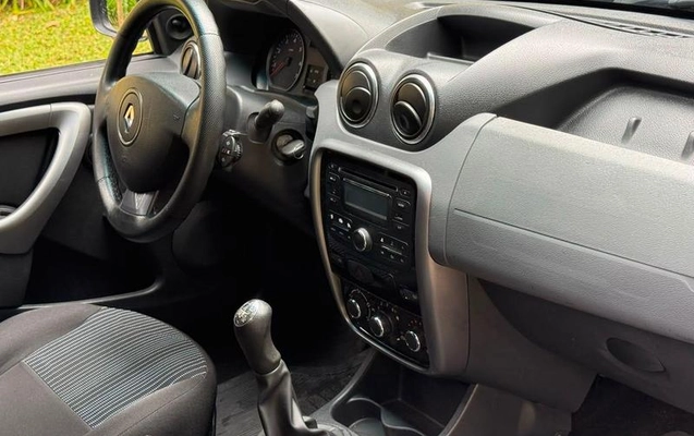 imagem-https://www.socarrao.com.br/sc-vehicle-images-prod/2972637/1786567615657-8227111_15_B_b3f051bc32.jpeg