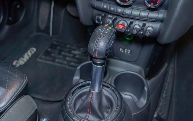 imagem-https://www.socarrao.com.br/sc-vehicle-images-prod/2972824/1789138691173-8334349_1_B_a18fd4fb49.jpeg